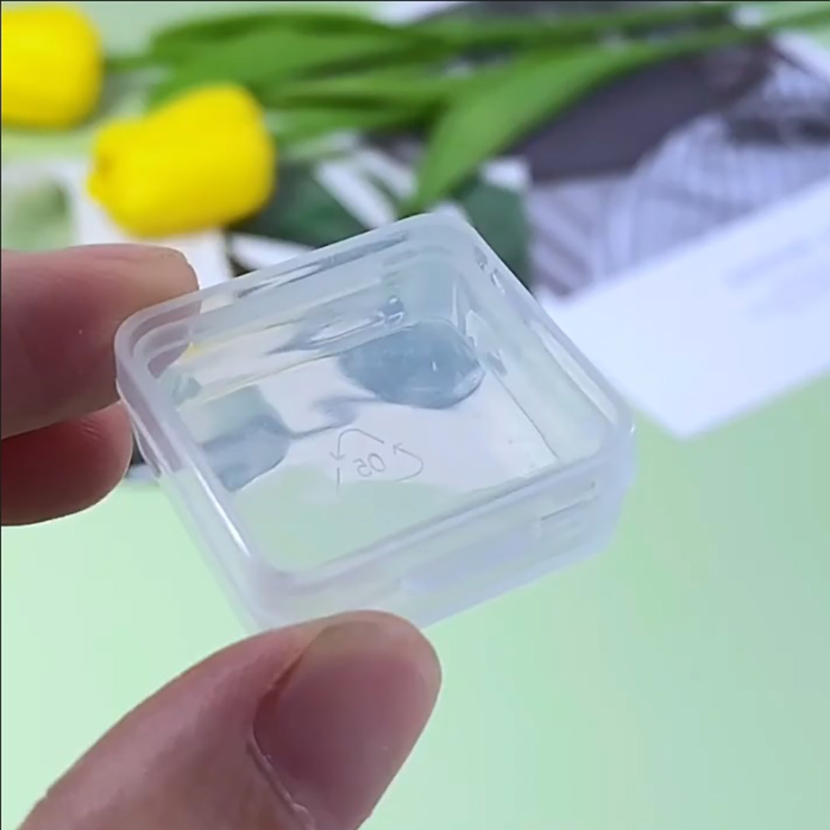 12 Pack Clear Square Plastic Beads Storage (1.06 x 1.06 x 0.39 Inch)