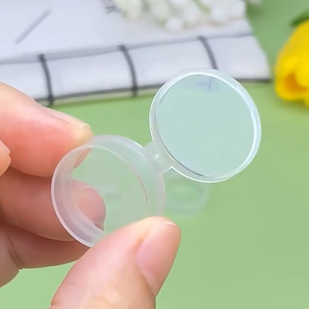 0.034 oz Mini Clear Plastic Round Storage Jars (24 Pack)