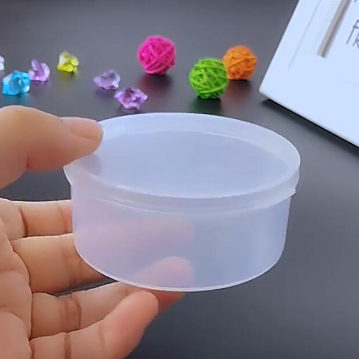 Clear Round Plastic Containers 2.7 oz - 12 PCS