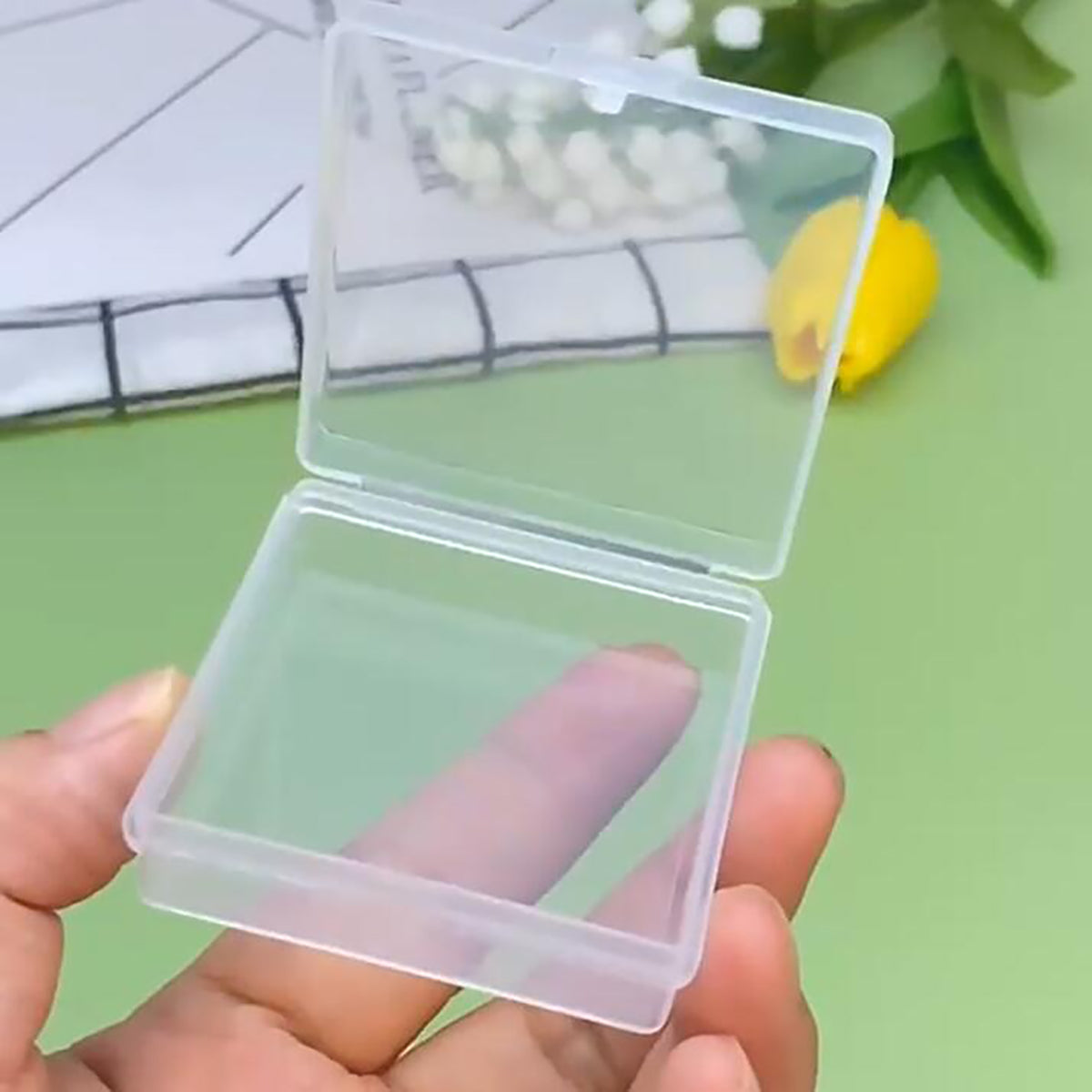 12 Pack Clear Square Plastic Beads Storage - 2.13 x 2.09 x 0.67 Inch